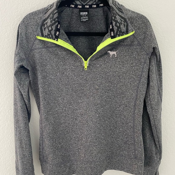 PINK Victoria’s Secret Women’s Gray Half Zip Sweatshirt. Size:M Great Condition - Picture 6 of 7